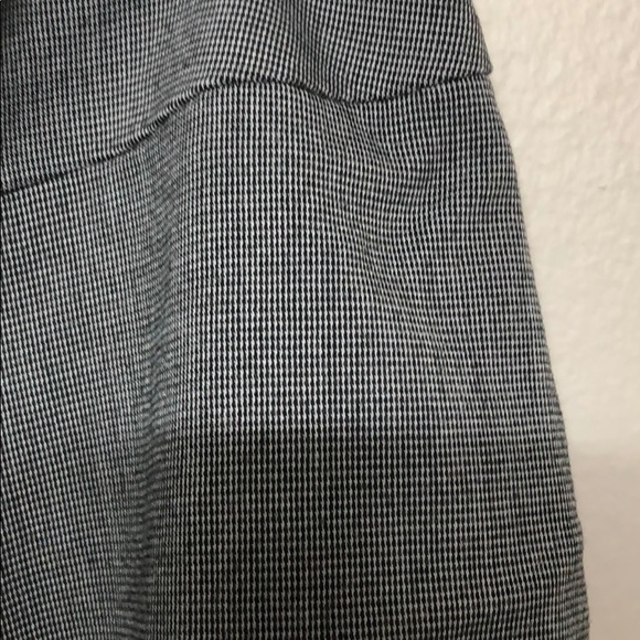 Skirt - Picture 2 of 2